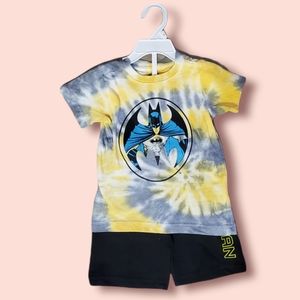 BATMAN 2 Pc Tshirt/shorts outfit NWOT Size 2T